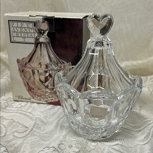 Fifth Avenue Crystal LTD “Cherish” Heart Design‎ Covered Candy Dish in box